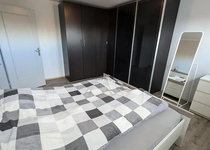 Garten 2-zimmer Whg In Bestlage In Rottach-egern, 400m Vom Rottach-Egern