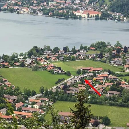 Garten 2-zimmer Whg In Bestlage In Rottach-egern, 400m Vom * Роттах-Эгерн