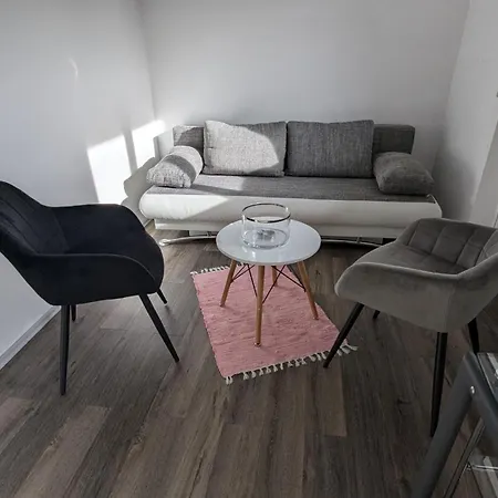 아파트 Garten 2-zimmer Whg In Bestlage In Rottach-egern, 400m Vom